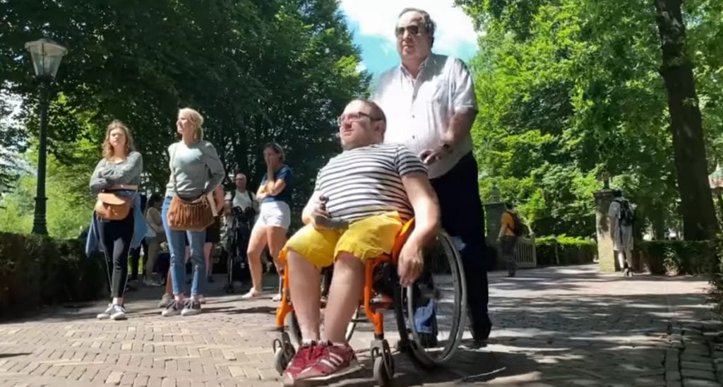 Een bezoek aan de Efteling in de rolstoel.