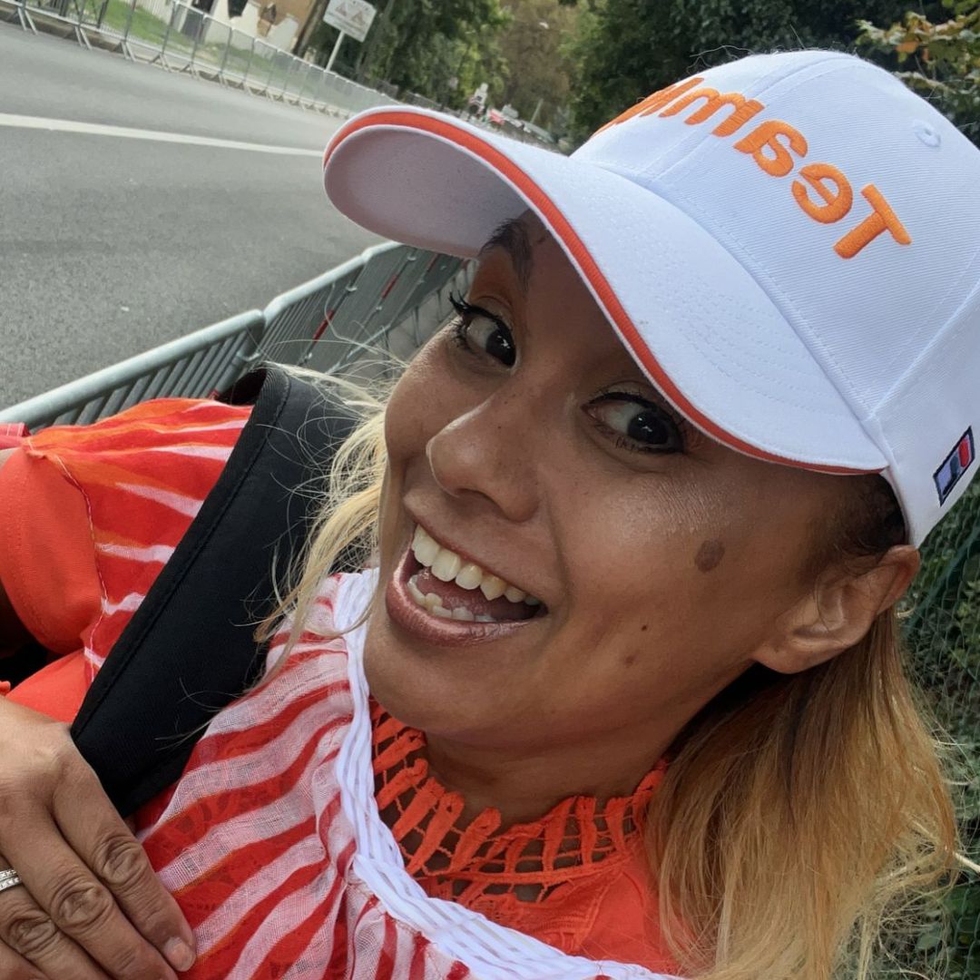Ghislaine vlogt op de Paralympics|Ghislaine op de wielerbaan in Parijs