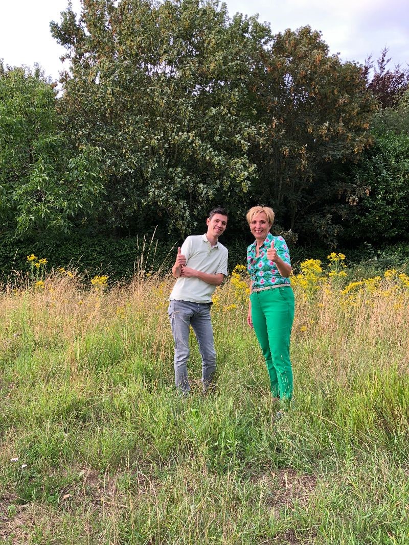 Jolanda en Wessel van de Strang|Foto van Wessel die aan het bakken is